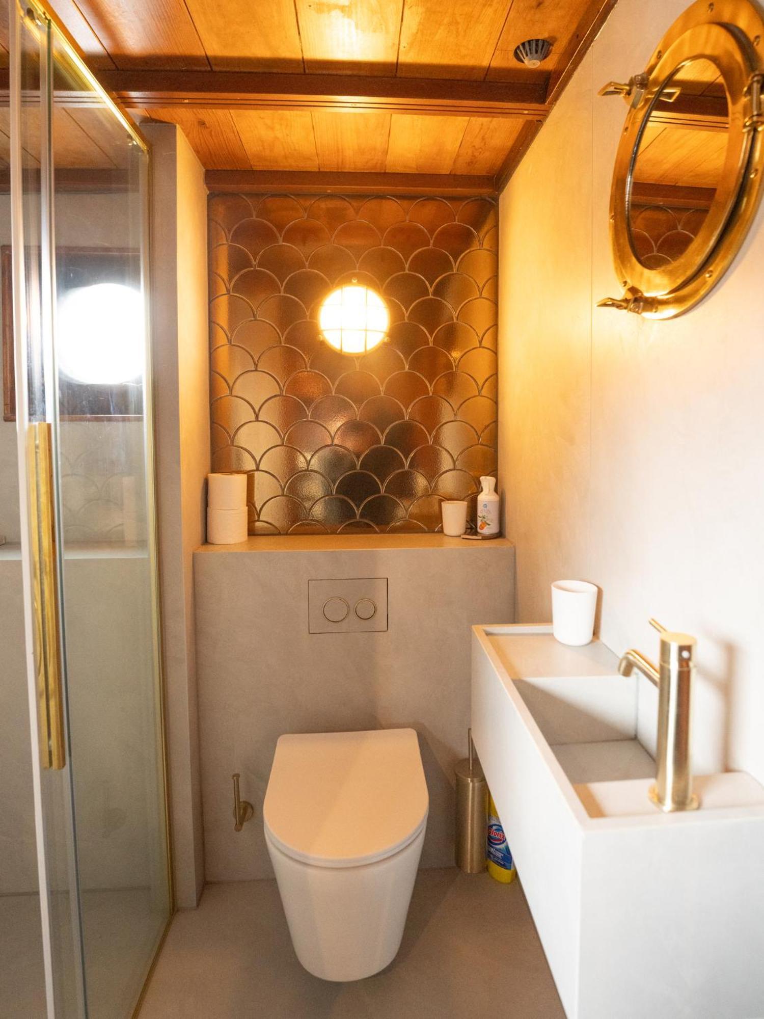 Houseboat-Amsterdam-Classic 외부 사진
