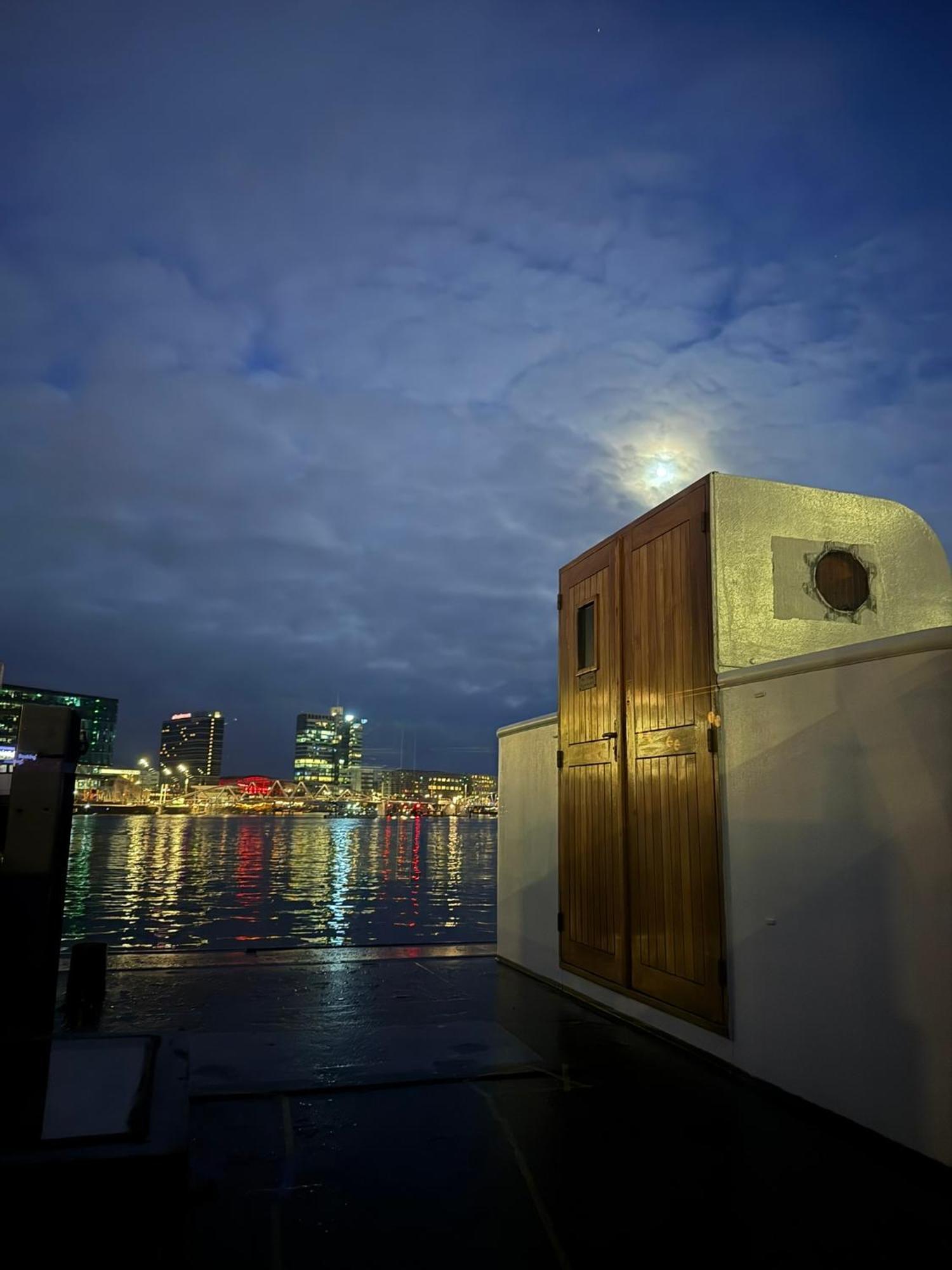 Houseboat-Amsterdam-Classic 외부 사진